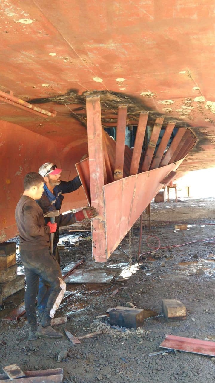 Tuzla tersanesinde profesyonel gemi sac kaynak ve birleştirme çalışmaları